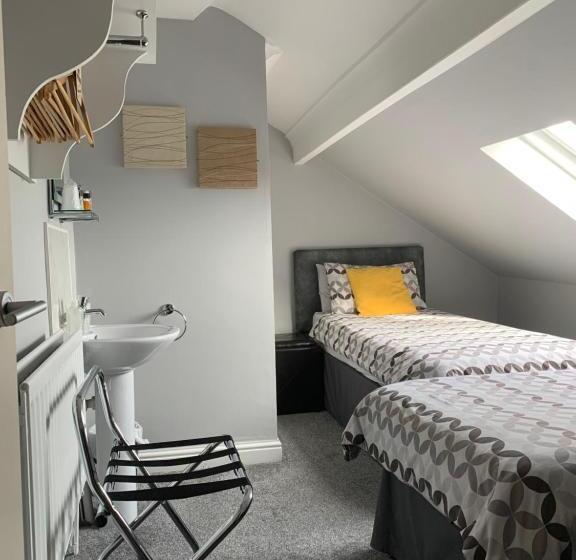 חדר סטנדרט חדר אמבטיה משותף, Armada Guesthouse