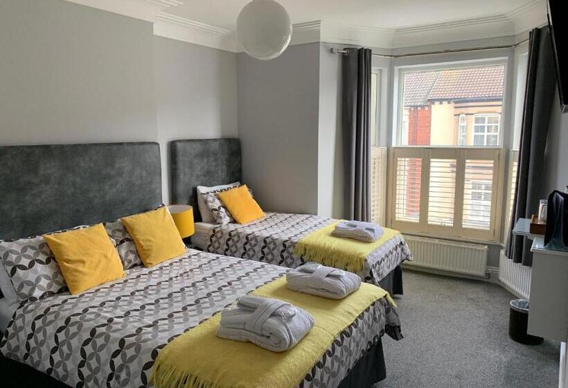 Семейный Номер, Armada Guesthouse