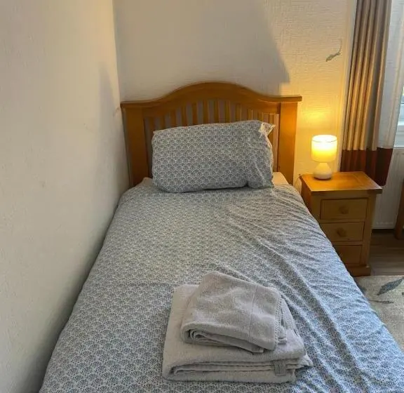 اتاق استاندارد یک نفره, Strathallan B&b