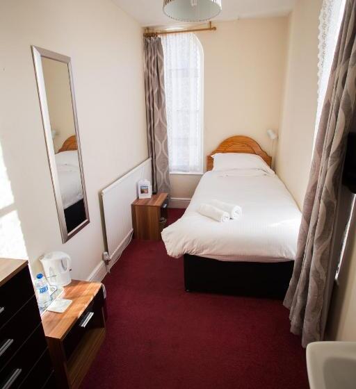 חדר סטנדרד יחיד חדר אמבטיה משותף, Bridge Guest House