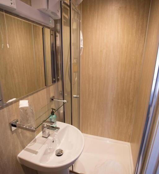 חדר סטנדרט נוף לנהר, Bridge Guest House