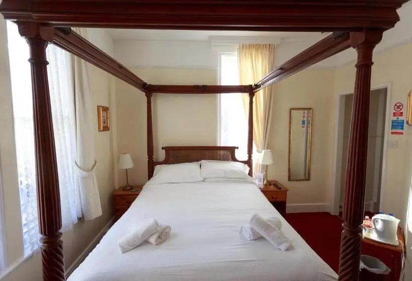 キングサイズベッドのスタンダードルーム, Bridge Guest House
