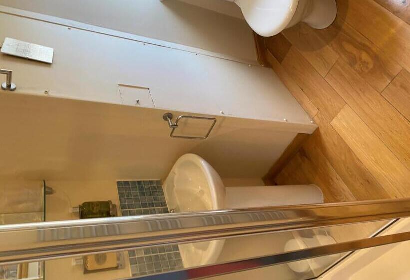 Номер Basic, Montague Guest House