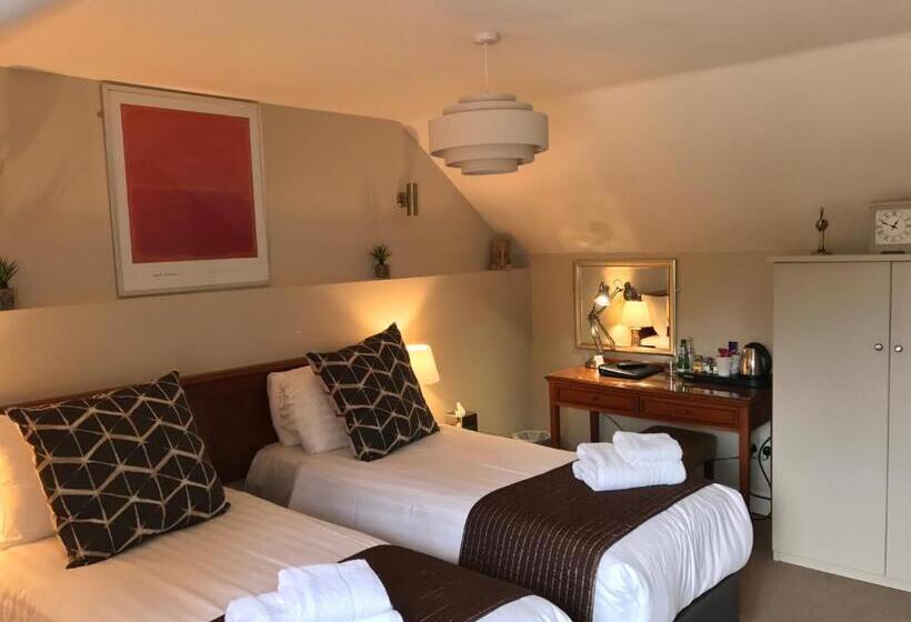 غرفة قياسية, The Black Swan Inn