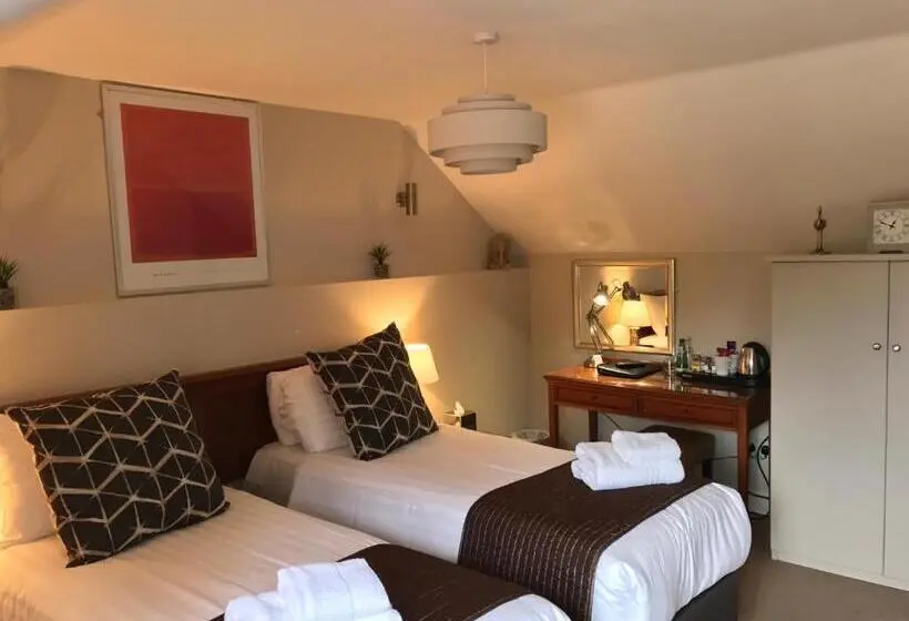 اتاق استاندارد, The Black Swan Inn