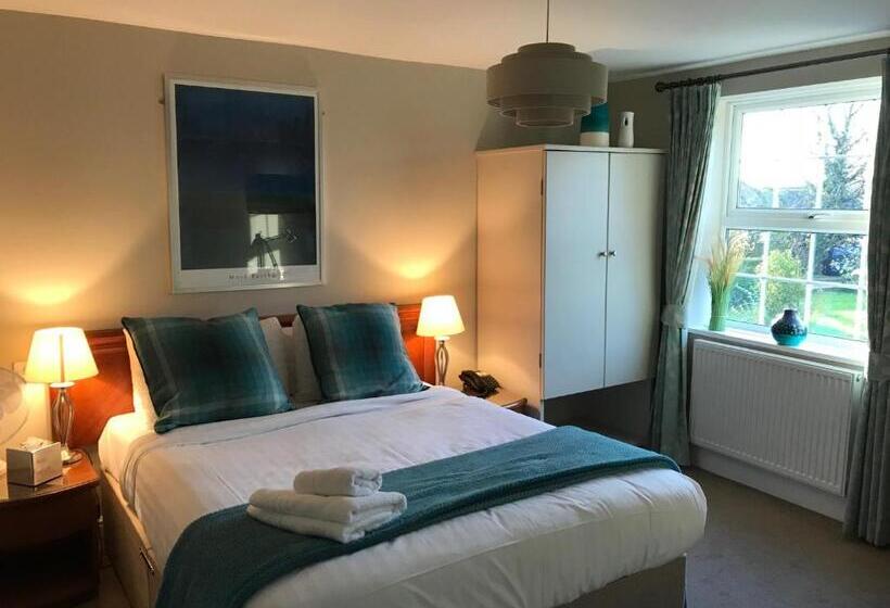 غرفة قياسية, The Black Swan Inn