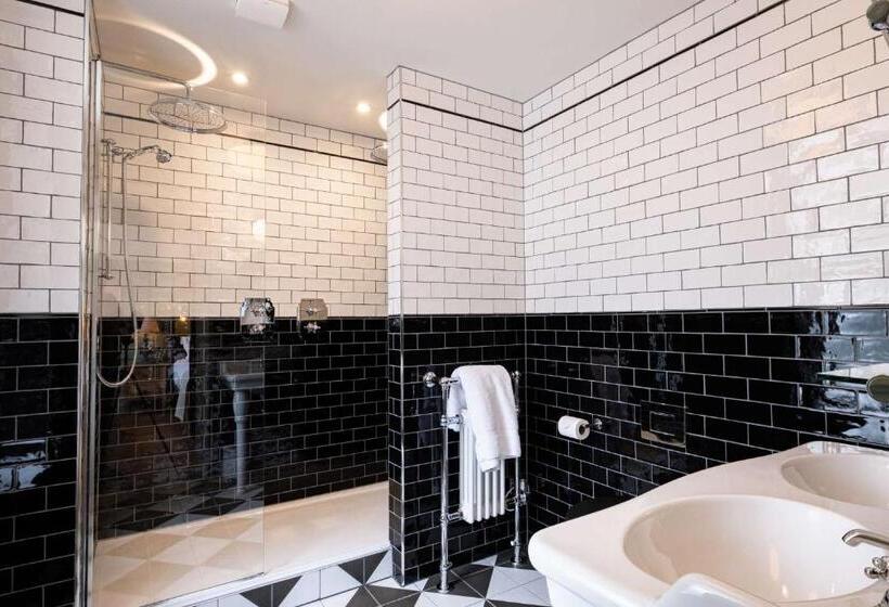 סוויטה, The Canford