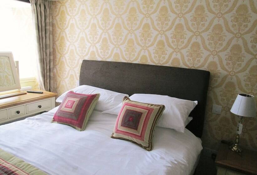 标准间, The Green Dragon