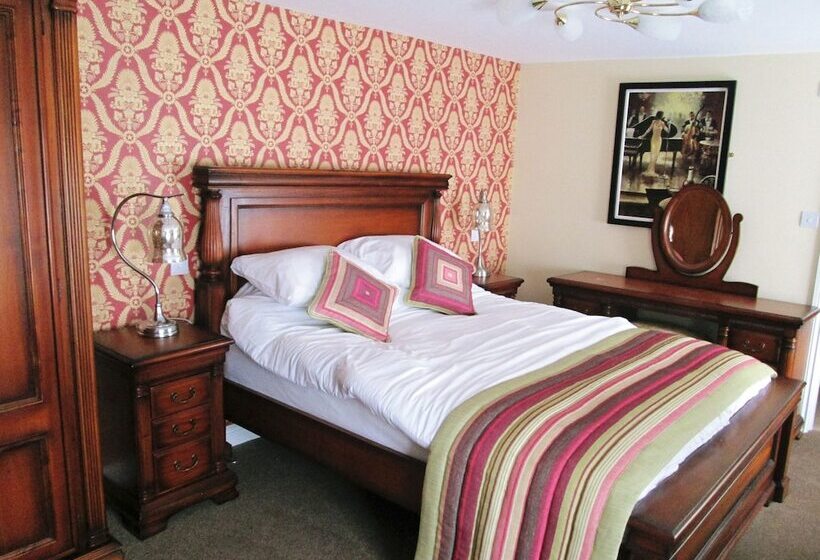 高级大房间, The Green Dragon