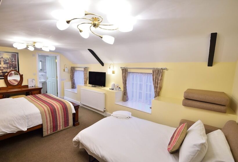 家庭间, The Green Dragon