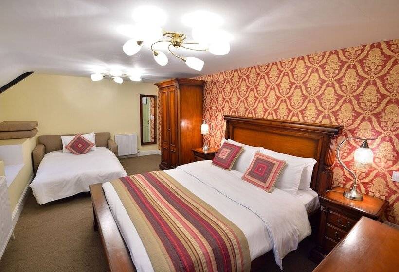 家庭间, The Green Dragon