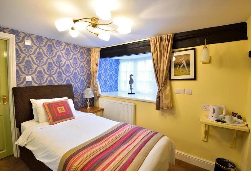 标准单人间, The Green Dragon