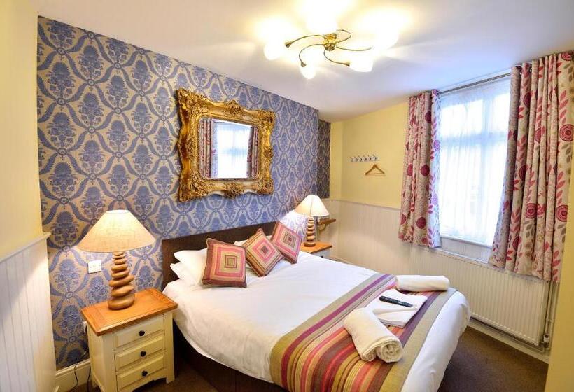 标准间, The Green Dragon