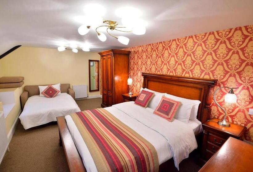 家庭间, The Green Dragon