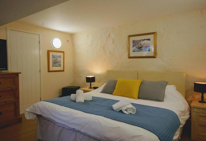 身障者適用スタンダードルーム, Smugglers Luxury Accommodation