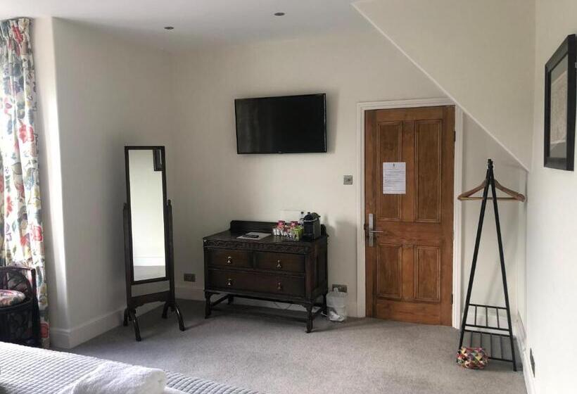 اتاق استاندارد, Avenue House