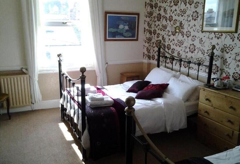 غرفة قياسية, No. 9 Guest House