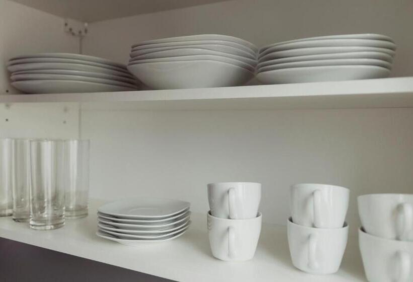 דירת שני חדרים, Old Printing House