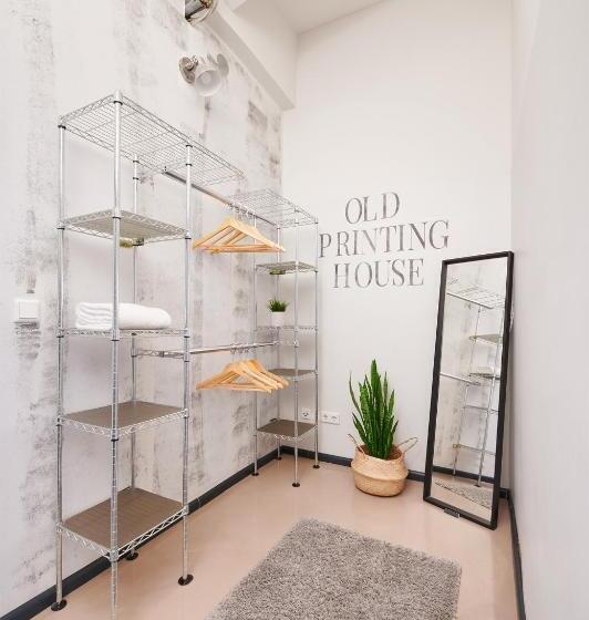 דירת חדר, Old Printing House