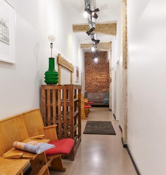 חדר סטנדרט, Old Printing House