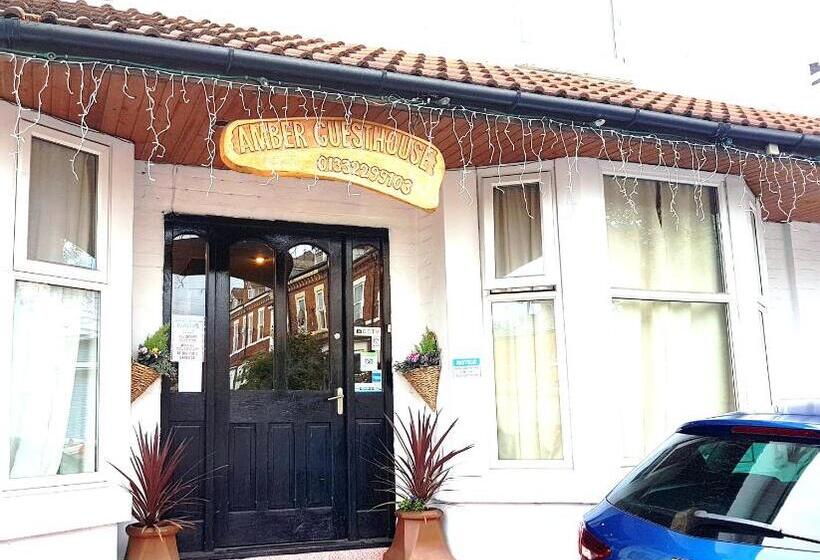 اتاق استاندارد یک تخته با سرویس بهداشتی مشترک, Amber Guesthouse