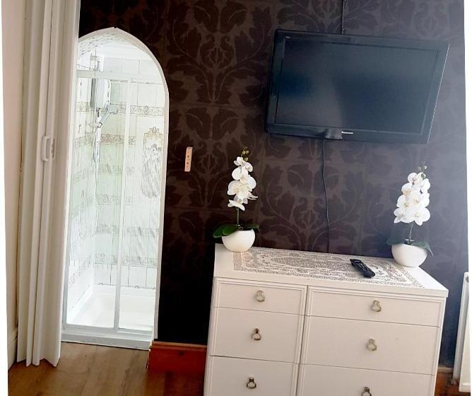 Номер Стандарт, Amber Guesthouse