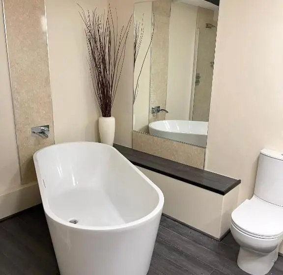 اتاق لوکس چهار تخته, Arrandale Lodge