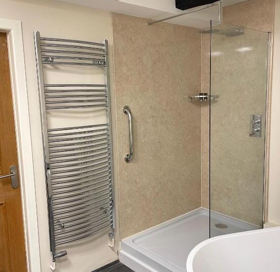 Четырехместный Номер Deluxe, Arrandale Lodge