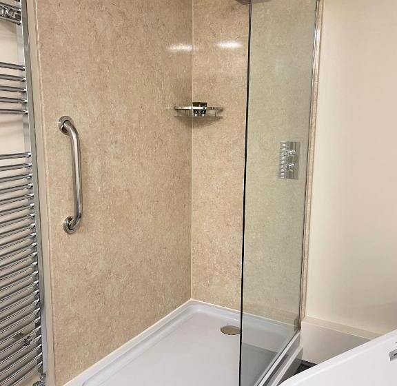 Четырехместный Номер Deluxe, Arrandale Lodge