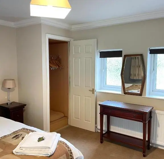 اتاق استاندارد, Arrandale Lodge