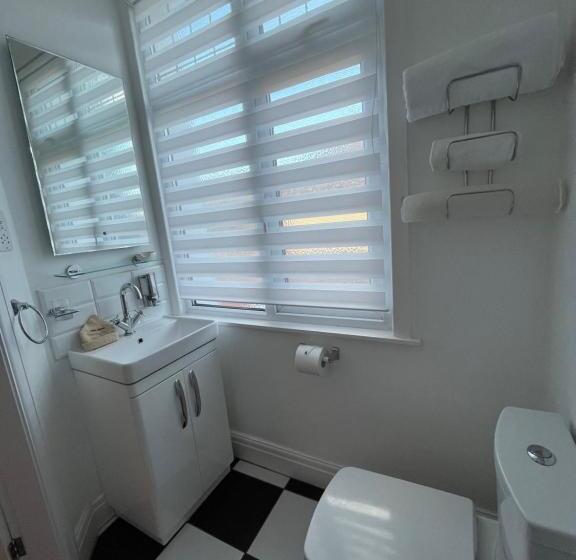 غرفة ديلوكس سرير كينج, Between The Bays Exclusively For Adults