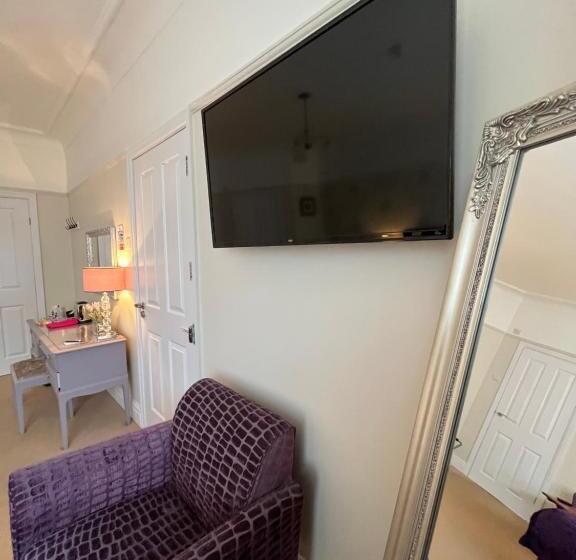 غرفة ديلوكس سرير كينج, Between The Bays Exclusively For Adults