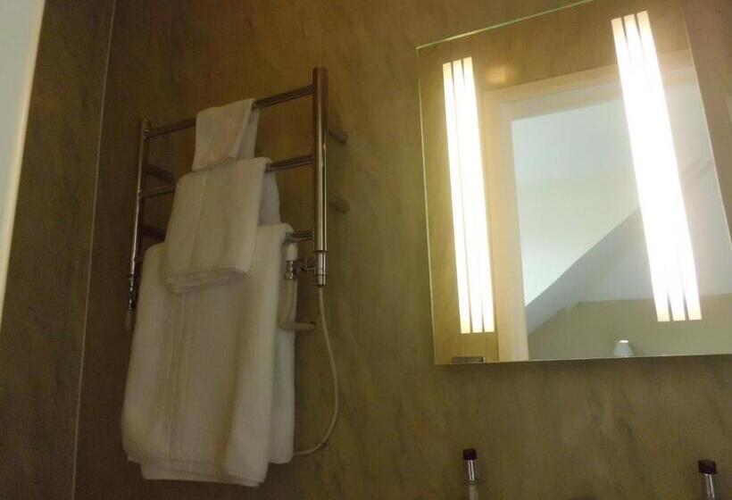 Номер Deluxe Кровать Кинг, Fair Winds Guest House