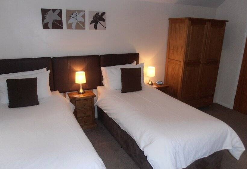 Standard Kolmen Hengen Huone, Meadowlea Guest House