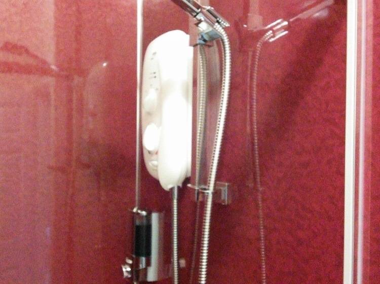 Standard Kolmen Hengen Huone, Meadowlea Guest House