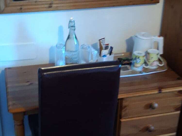 Standard-huone Jaettu Kylpyhuone, Meadowlea Guest House