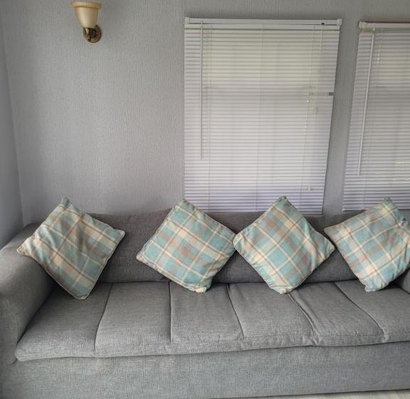 منزل غرفة نوم واحدة, Rooms At Tarrareoch