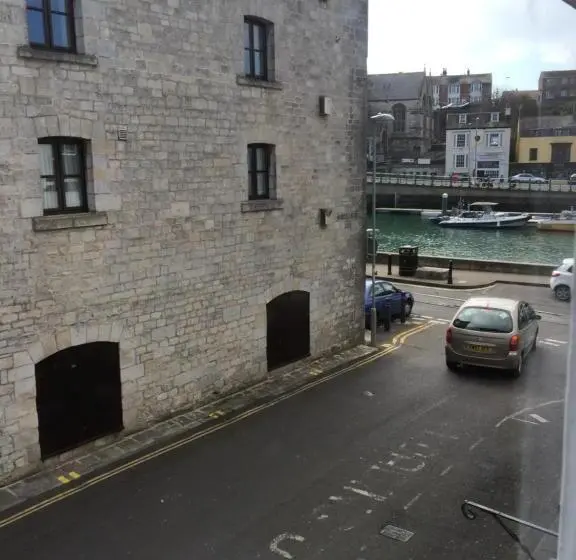 Standard Yhden Hengen Huone Jaettu Kylpyhuone, Sailors Return Weymouth