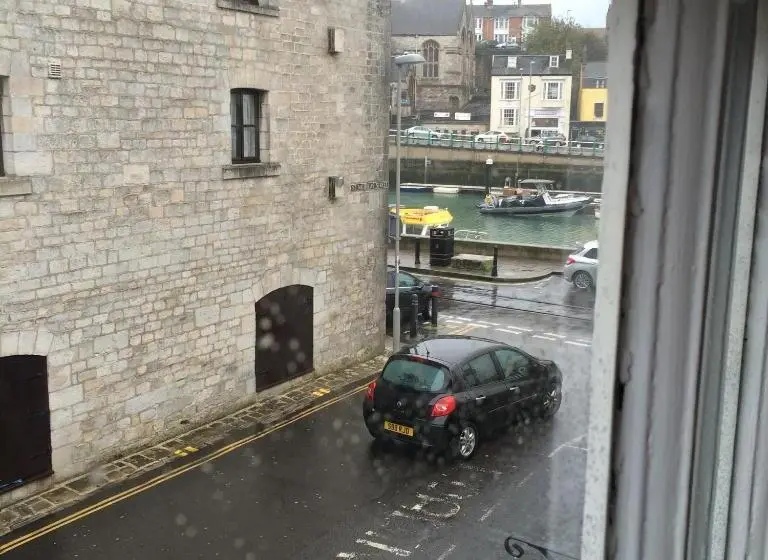 Standard Yhden Hengen Huone Jaettu Kylpyhuone, Sailors Return Weymouth