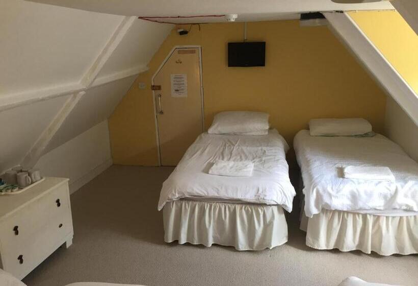 חדר משפחתי חדר אמבטיה משותף, Sailors Return Weymouth