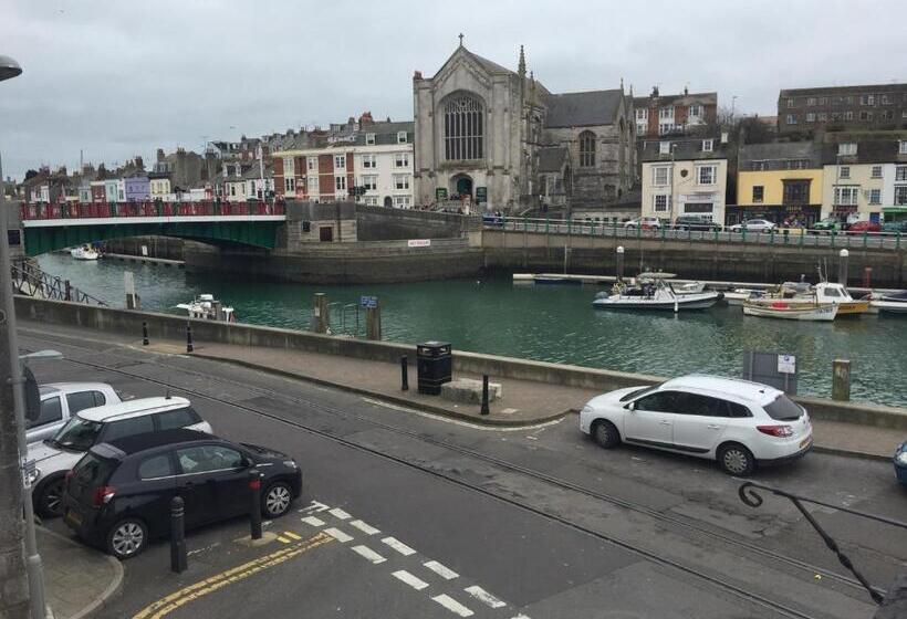 Номер Стандарт, Sailors Return Weymouth