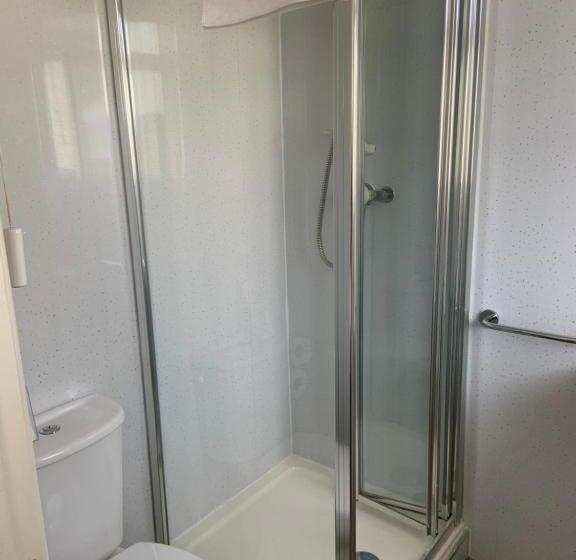 带2个卧室的套房, The Ascot