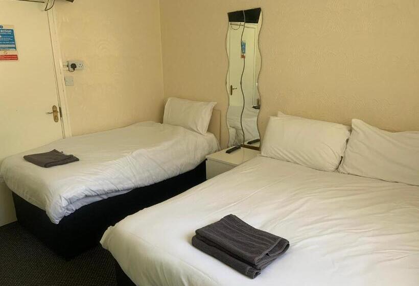 带2个卧室的套房, The Ascot