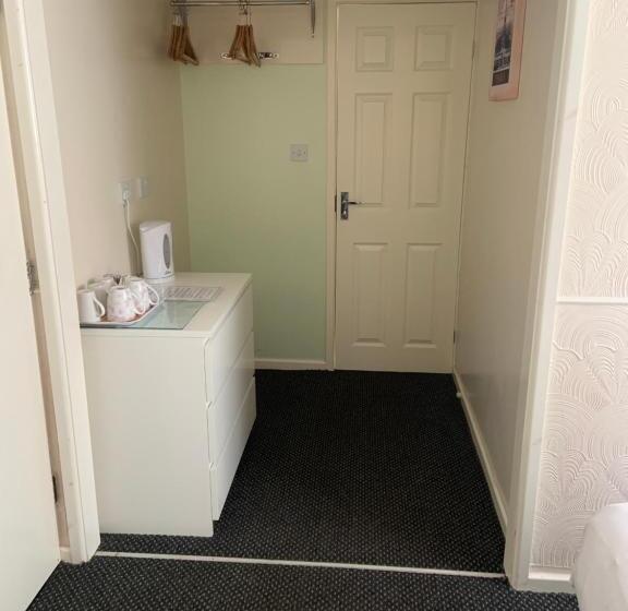 带2个卧室的套房, The Ascot