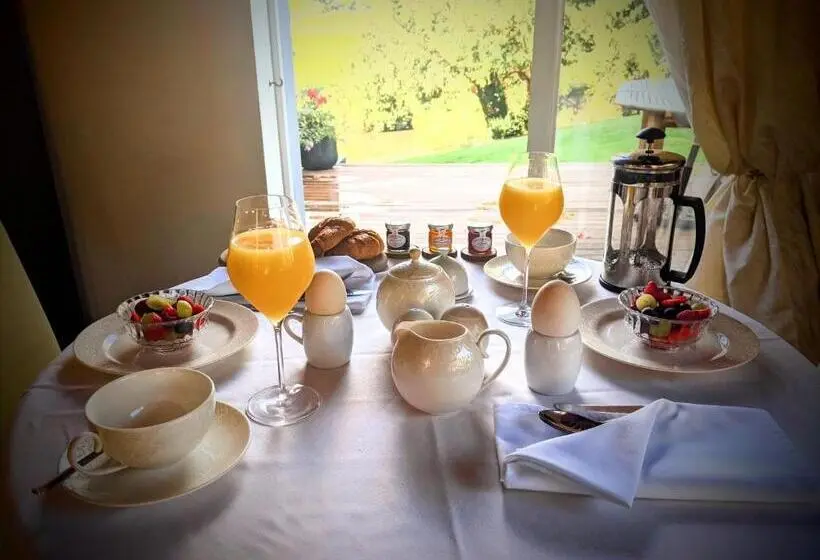 デラックスルーム, Worralls Grove Guest Farm House