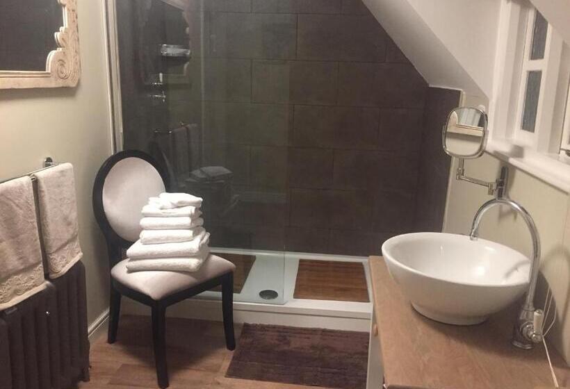 Люкс Deluxe Кровать Кинг, Worralls Grove Guest Farm House