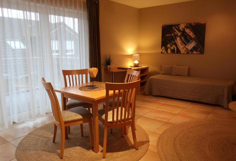 דירה בת חדר שינה 1 עם מרפסת, Weingut Und Gästehaus Apel