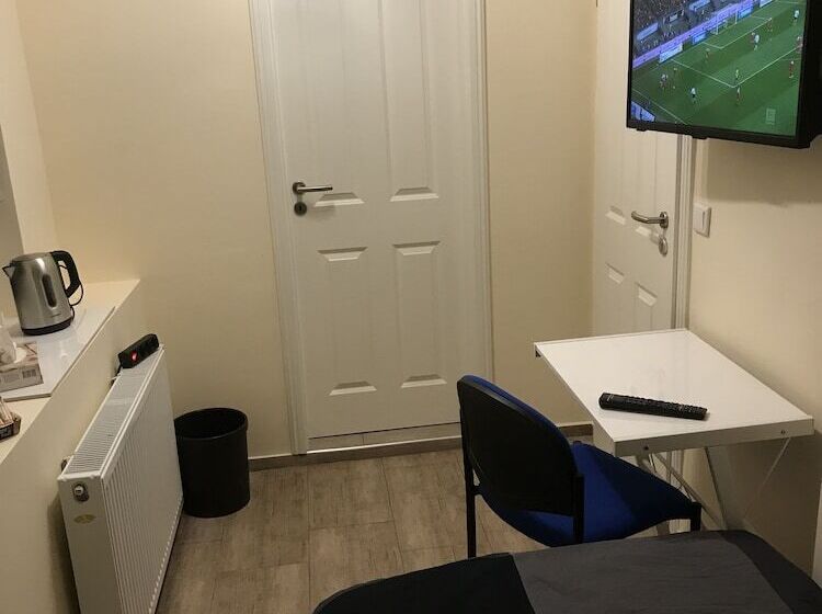 اتاق استاندارد یک نفره, Pension Bahnstrasse