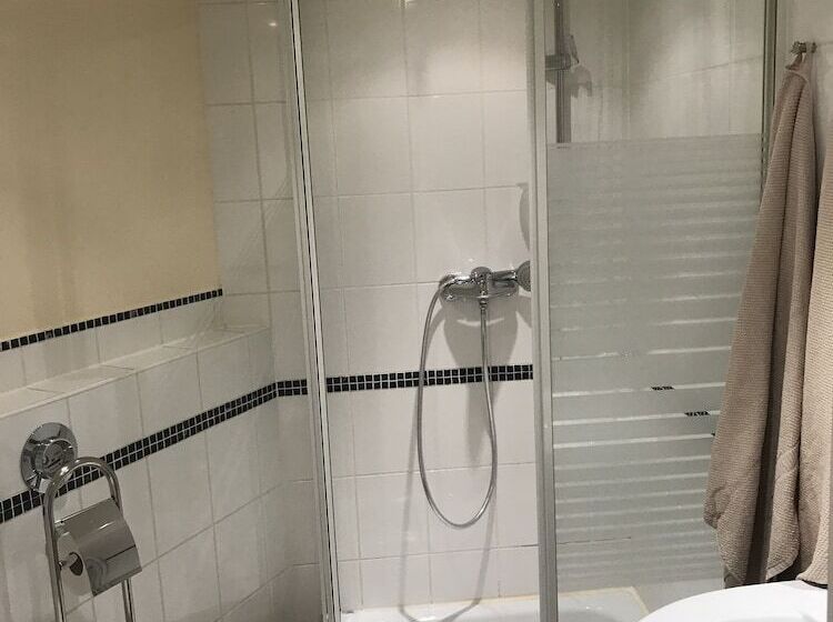 اتاق استاندارد, Pension Bahnstrasse