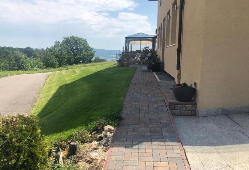 Апартаменты 1 Спальня Вид на Сад, Business Appartements